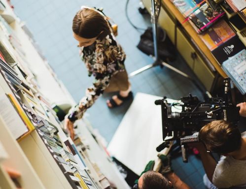 探索影視制作之路 廣州花都區(qū)培訓(xùn)機(jī)構(gòu)信息與自學(xué)、拍攝的深度思考